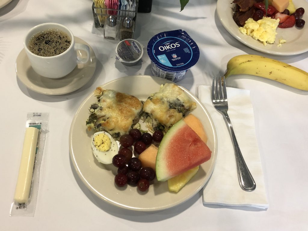 Aqua Hotel Mill Valley- Complimentary breakfast